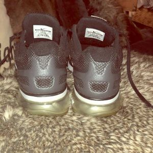 Nike men’s running shoes